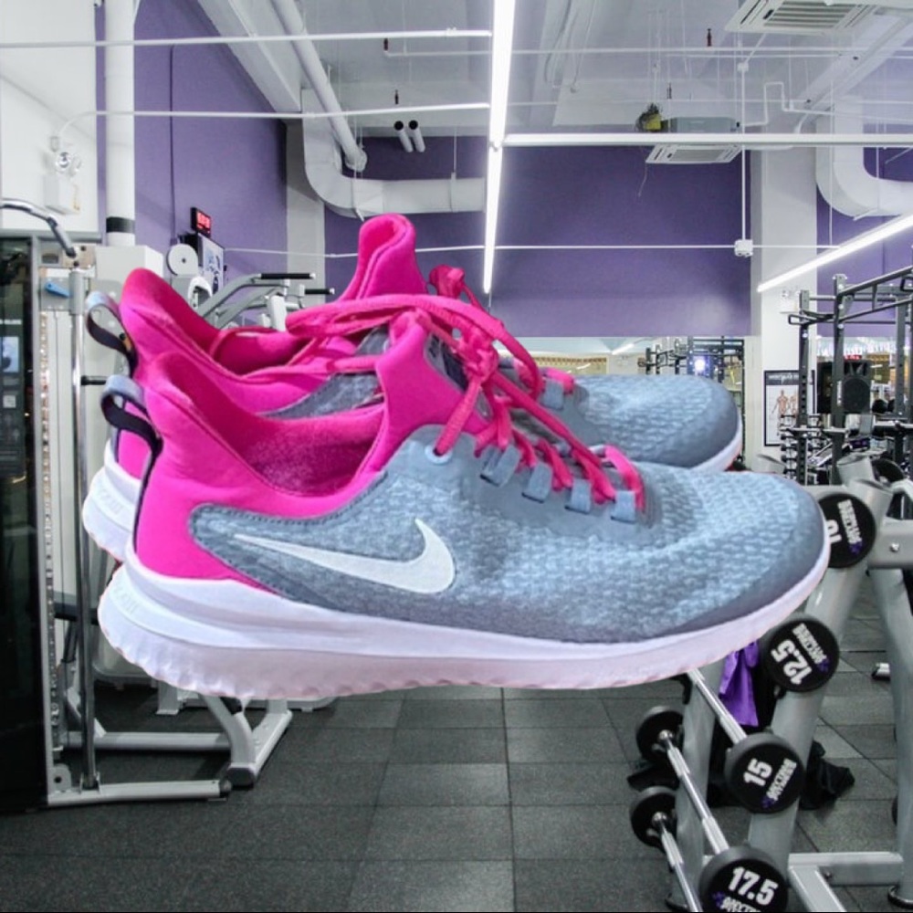 Women's Nike Renew Rival Running Sz 10